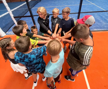 Kinder Padel Spaß in The Padel Park!